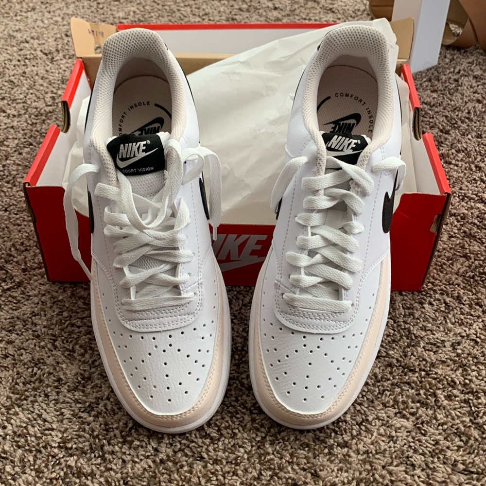 Nike court vision nwt ( box ) size 9.5